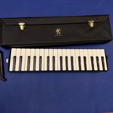 #A74 Hohner Melodica Piano 36