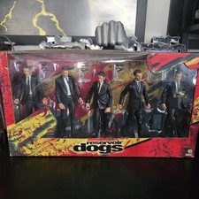 RESERVOIR DOGS FIGURES SET BY