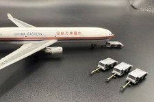 10x Aircraft tugs + Tow Bar