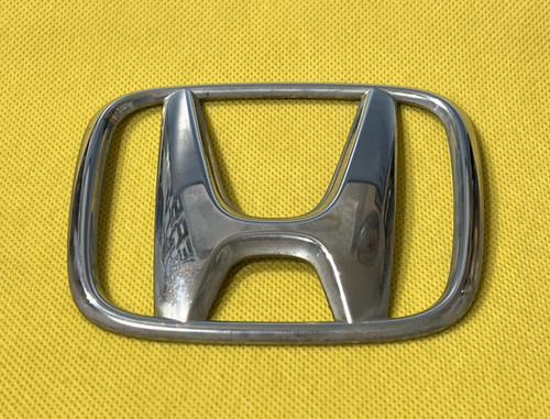 Honda vintage car badge - car, emblem