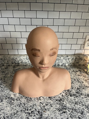 Female mannequin head - mannequin, with