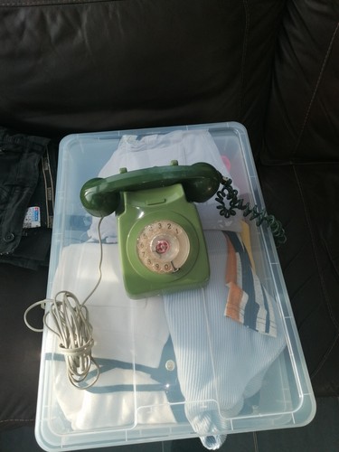 Retro telephone - telephone,