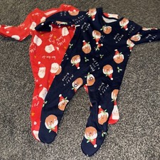 babys christmas outfit