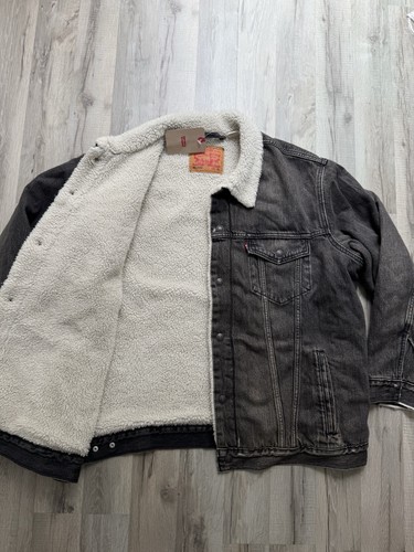 Nwt levi men - nwt, levi's
