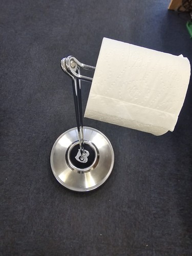 Bentley hub cap toilet - toilet, roll