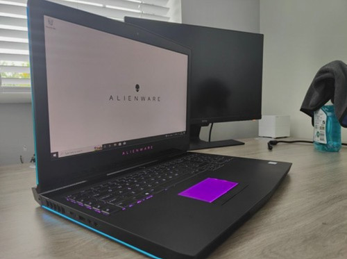Alienware gaming laptop - alienware, 17