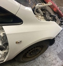 VAUXHALL CORSA E DRIVER SIDE