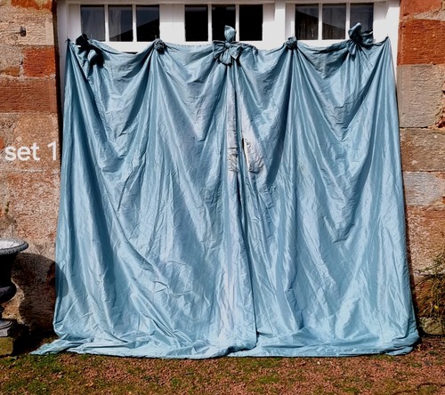 Set of antique silk - no,