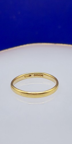 22ct gold band - gold,