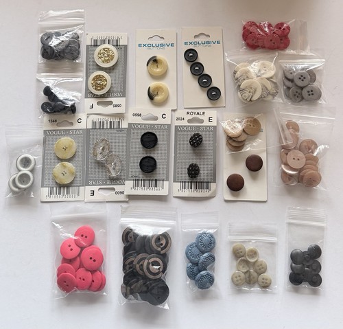 Buttons job lot vintage - lot,
