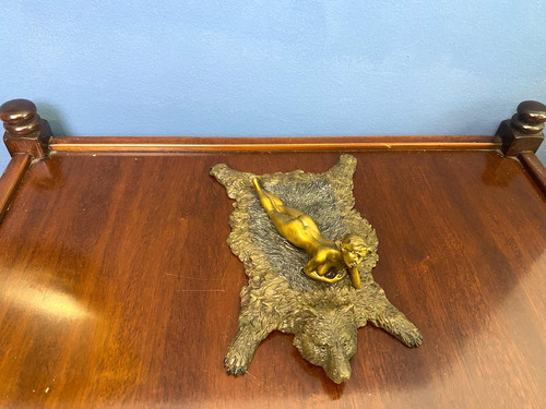 Bronze sculpture women - bronze, on