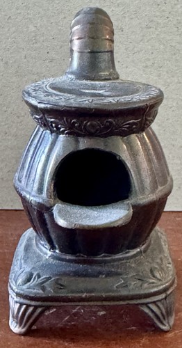 Vintage miniature cast iron - miniature,