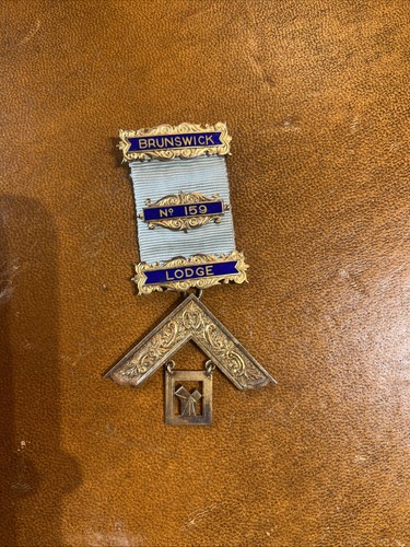 Silver and enamel masonic - silver,