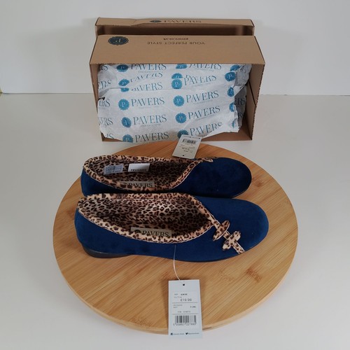 New womens navy - new, pavers
