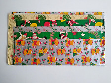 Vintage 1970s - 5 Sheets of Christmas Wrapping Paper