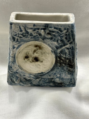 Early carn pottery small - carn,