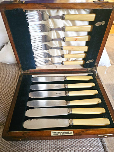 Beautiful antique vintage - beautiful,