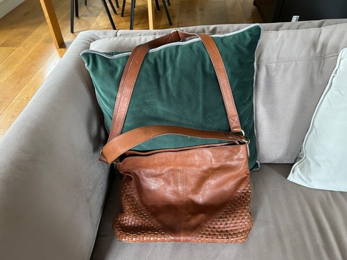 Fatface tan leather medium bag