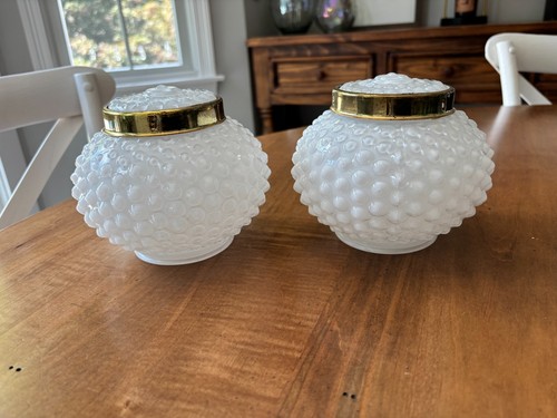Sett vintage hobnail milk - of, 2