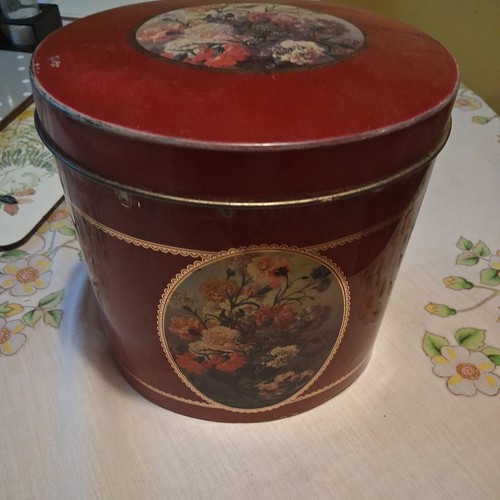 Metal biscuit tin decorative - metal,