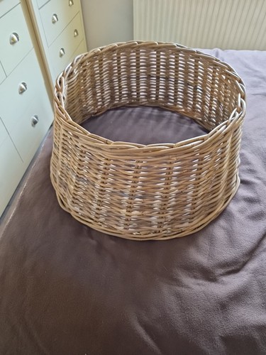 Wicker christmas tree skirt - tree,