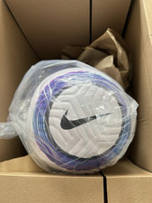 Nike Premier League Flight