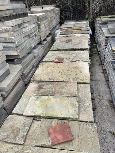 Reclaimed cotswold buff paving - cotswold,
