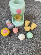 Children’s Pretend Ice Cream Machine With Working Parts And Accessories