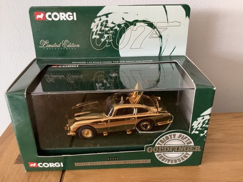 Corgi 04202 james - 04202, gold