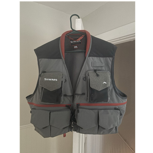 Simms guide vest