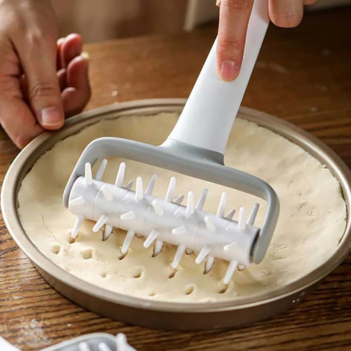 Pizza dough roller needle - 1,