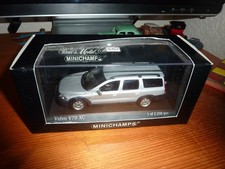 MINICHAMPS VOLVO  V70 XC 2000 SILVER METALIC...MINT BOXED