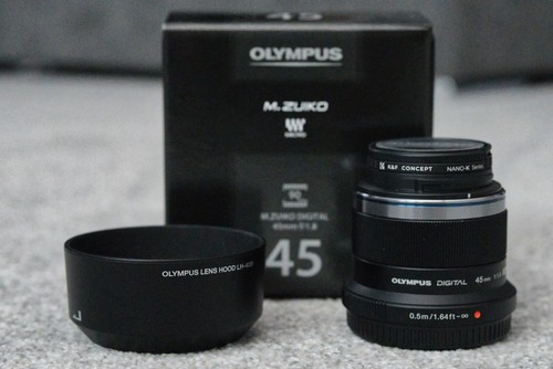 Olympus zuiko 45mm 8 lens - f1.8,