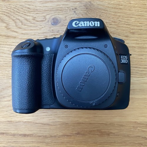 Canon eos 30d mp digital - 8.2,