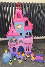 Fisher-Price Little People Disney Princess Palace & Cinderella’s Magical Dress