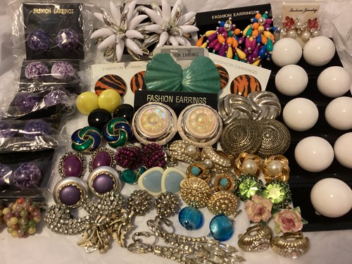 Clip earrings job - job, 40