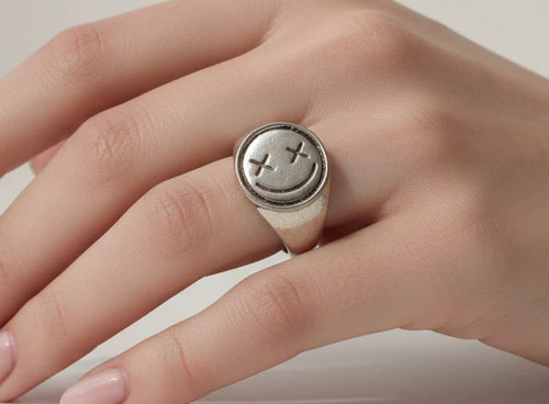 Grunge smiley face - face, ring
