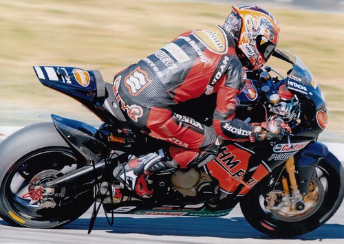 Ryuichi kiyonari hand - kiyonari,