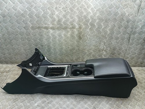 Jaguar centre console - centre,