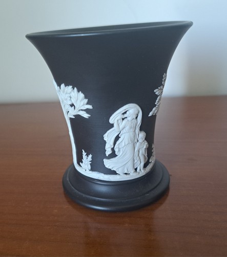 Wedgwood black jasperware - wedgwood,