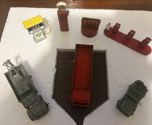 Vintage cast metal - cast,