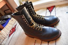 RED WING LOGGER BOOTS . Size