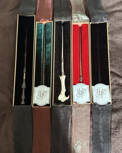 Harry potter wands - harry,