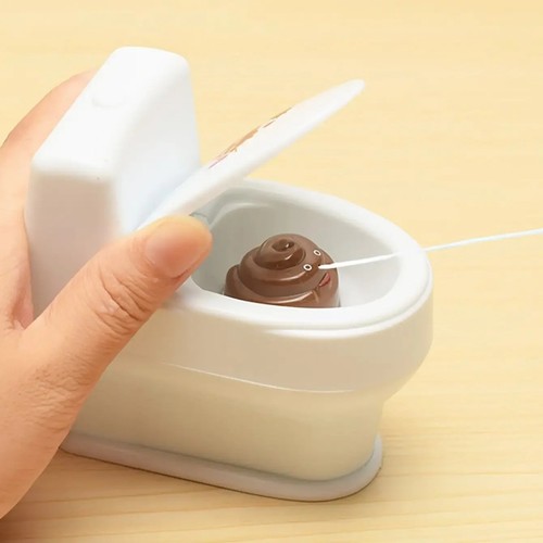 Spray prank toy joke - prank,