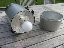 bowens monolite 400 plus