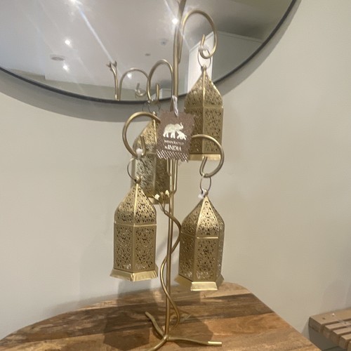 Set gold metal - of,