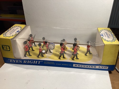 Britains eyes right soldiers - eyes,