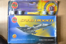 03015  Airfix 1:72   SAAB  VIGGEN 37   Used: Damaged box,  Still factory sealed.