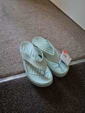 Crocs Getaway Platform Flips-