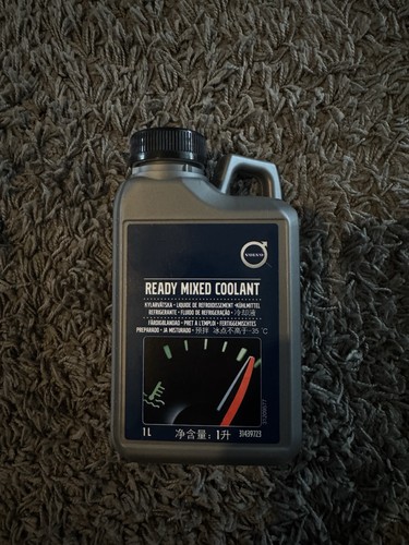 Official volvo coolant green - volvo,